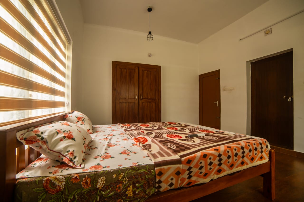 Valparai Hotel Booking
